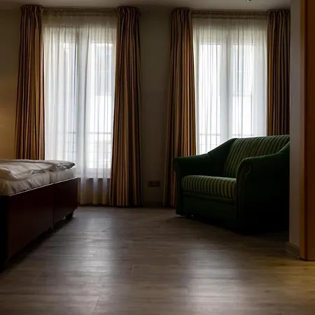 Sankt Andreas Szálloda Düsseldorf